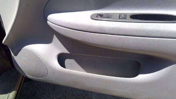 2008 Chevrolet Cobalt Front Door Trim Panel Chevy RH Passenger Right Inside OEM — photo 6