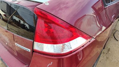 2010-2011 Honda Insight Passenger Right Tail Light Brake Lamp Oem Rear