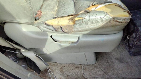 05-10 Honda Odyssey Passenger Right Side Seat Trim Panel Oem Gray — photo 2