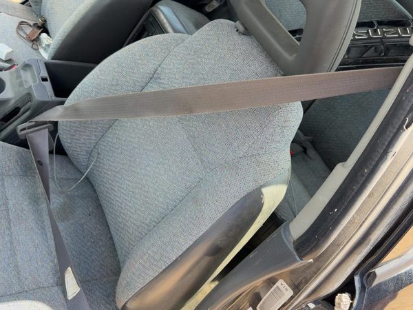 1998-2002 Isuzu Rodeo Driver Left Front Seat Belt Retractor Oem Shoulder — photo 1