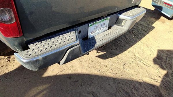 2004-2012 Gmc Canyon Rear Bumper With Mount Brackets Oem Back Step Dented Chrome — photo 1