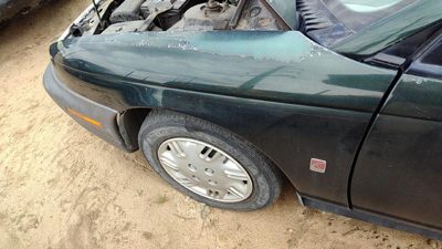 1996-1998 Saturn Sl1 Driver Left Front Fender Oem Green 21111175