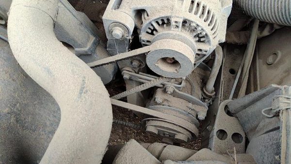 1985-1995 Volvo 740 Mount Bracket Set For Alternator Oem — photo 4
