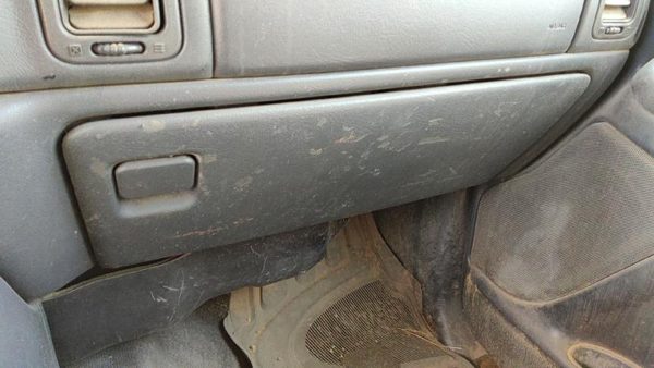 99-01 Sierra 2500 Glove Box Assembly Complete Door With Latch Oem Graphite 12D — photo 1