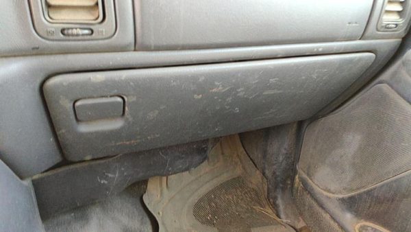 99-01 Sierra 2500 Glove Box Assembly Complete Door With Latch Oem Graphite 12D — photo 2