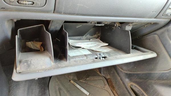 99-01 Sierra 2500 Glove Box Assembly Complete Door With Latch Oem Graphite 12D — photo 3