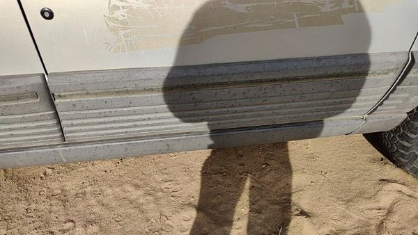 1994 Jeep Grand Cherokee Passenger Right Front Moulding From Door Oem Trim Strip — photo 1