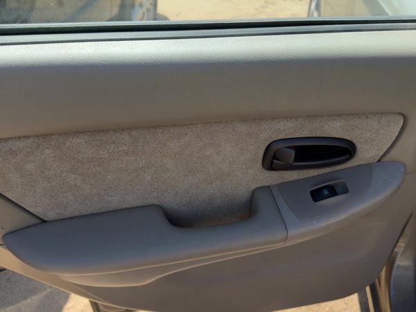 01-03 Elantra Driver Left Rear Door Trim Panel With Switches Back Cloth Gray Ze — photo 3