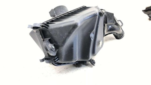 08-09 G8 Complete Air Intake Cleaner Filter Box Housing With Tube Oem 3.6L — photo 12