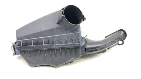 08-09 G8 Complete Air Intake Cleaner Filter Box Housing With Tube Oem 3.6L — photo 8