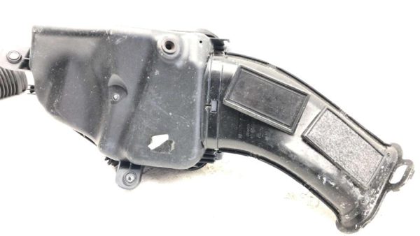 08-09 G8 Complete Air Intake Cleaner Filter Box Housing With Tube Oem 3.6L — photo 13