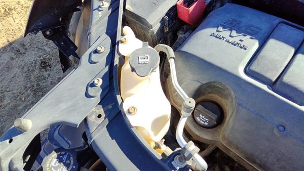 2007-2017 Gmc Acadia Coolant Reservoir Radiator Overflow Tank Bottle Oem — photo 1
