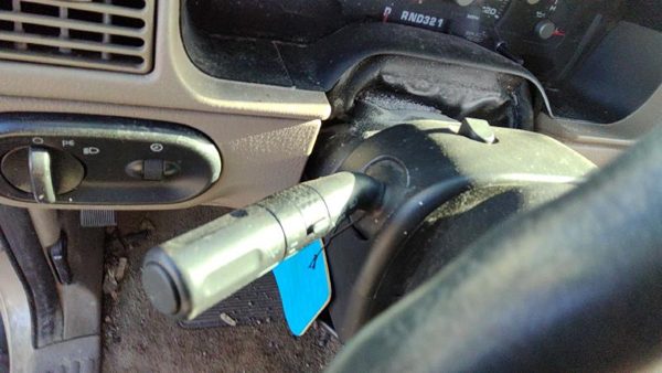 02-05 Explorer Turn Signal Switch Windshield Wiper Column Control Lever Assembly — photo 1