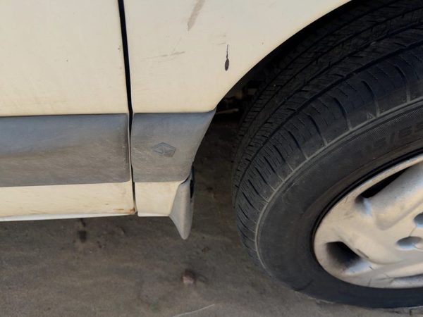 96-99 Town & Country Passenger Right Moulding Fender Trim Strip Cladding 4Dr — photo 2