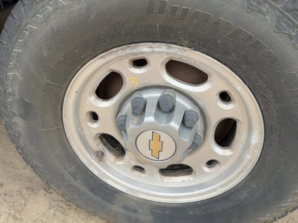 1996-2002 Chevy Express Van 2500 16" Aluminum Wheel Oem Factory 8 Lug Rim Oem #3 — photo 4