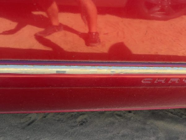 96-00 Town & Country Passenger Right Front Moulding Door Candy Apple Red Ph2 — photo 6