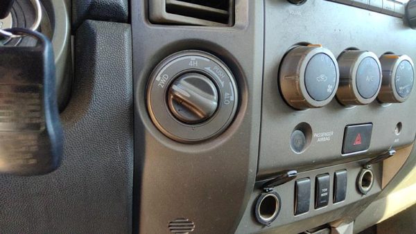 2004-2015 Nissan Titan 4x4 Selector Knob Oem Dash Button 4wd — photo 3