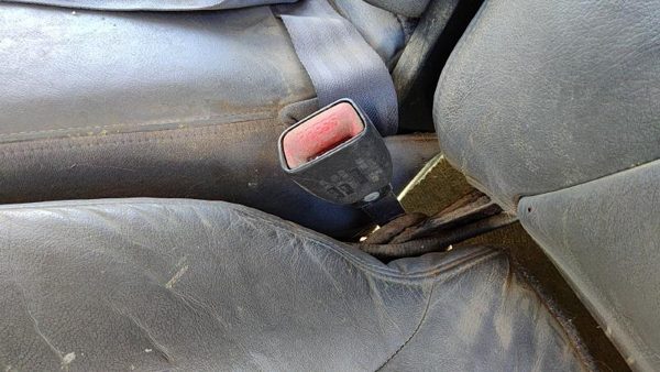 1994-2001 Ram 1500 Passenger Right Front Seat Belt Buckle Receiver Oem Gray — photo 1