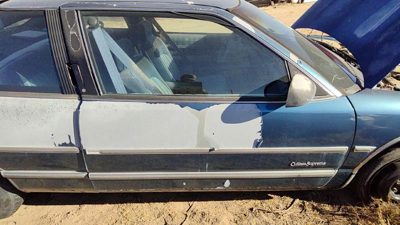 1989 Oldsmobile Cutlass Supreme Front Door RH Blue 12397047