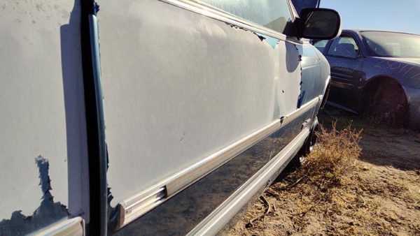 1989 Oldsmobile Cutlass Supreme Front Door RH Blue 12397047 — photo 4