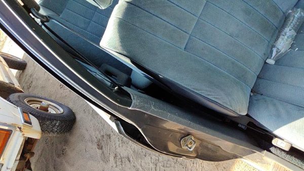 84-86 Toyota Camry Passenger Right Front Seat Belt Retractor Oem Shoulder Blue — photo 2