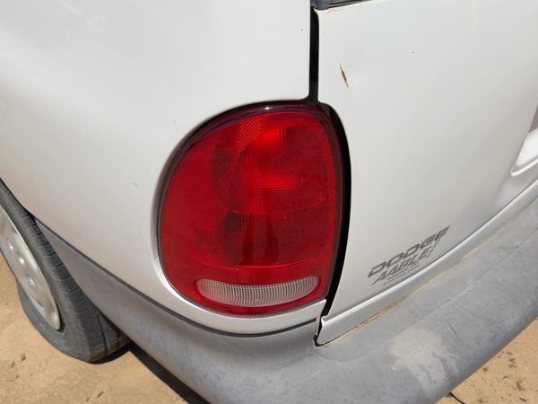 1996-2000 Chrysler Town & Country Driver Left Tail Light Brake Lamp Oem Rear — photo 1