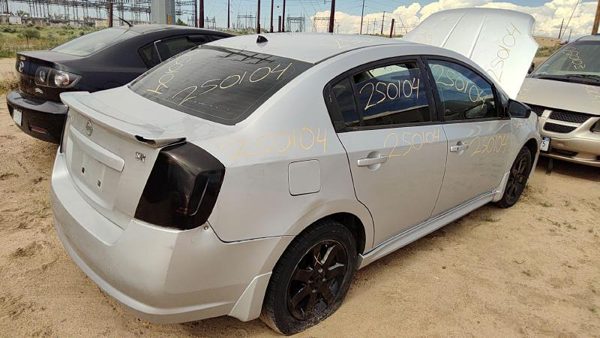 2010 Nissan Sentra — vehicle photo 8