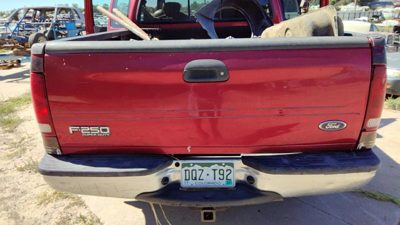 2003 Ford F250 Sd Pickup Trunk/decklid/hatch/tailgate Maroon Scratches