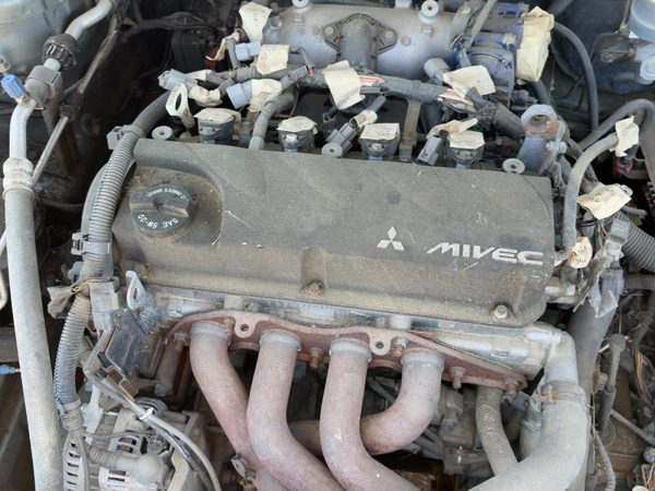2006-2012 Mitsubishi Eclipse Cylinder Head Assembly Oem 2.4L 1005B458 — photo 3