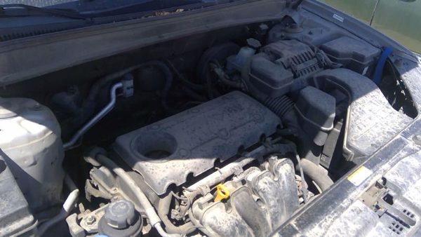 2010 Hyundai Santa Fe — vehicle photo 2