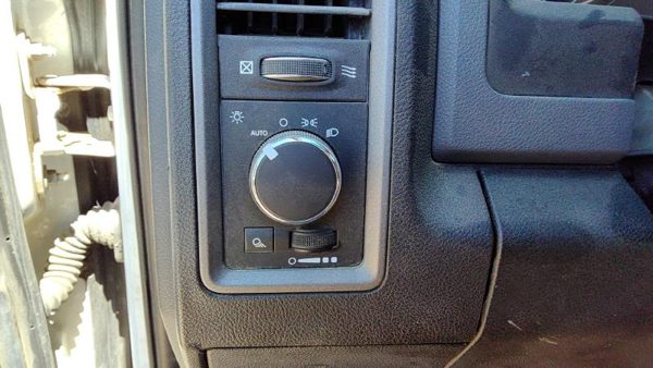 2016 Ram 1500 Headlight Switch (dash Mtd) — photo 4