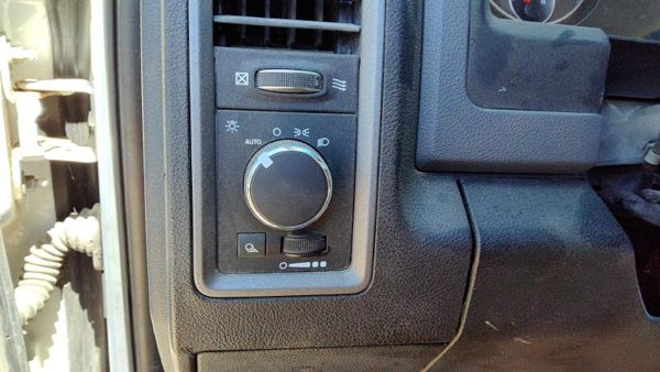 2016 Ram 1500 Headlight Switch (dash Mtd) — photo 5