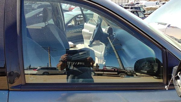 2004-2007 Dodge Caravan Passenger Right Front Side Window Door Glass Oem — photo 1