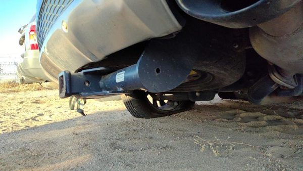 2014-2015 Kia Sorento Trailer Receiver Hitch Factory Mount Oem — photo 2