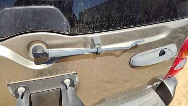 2002-2007 Jeep Liberty Back Glass Wiper Arm Oem Rear Window Blade Liftgate Hatch — photo 2