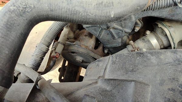 1993-1995 Nissan Pathfinder Power Steering Pump With Pulley Oem 3.0L 4911060G10 — photo 2