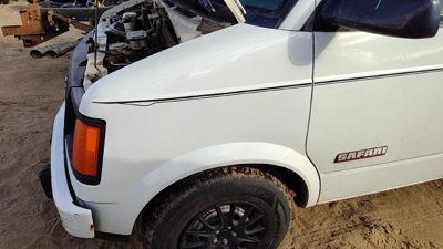 1985-1994 Gmc Safari Driver Left Front Fender Oem White 15699458
