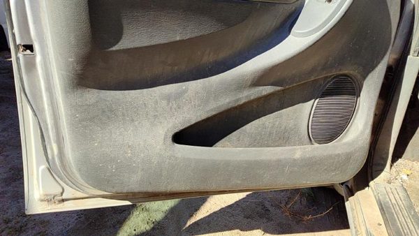 06-07 Caravan Driver Left Front Door Trim Panel With Master Switch D5 Slate Gray — photo 5