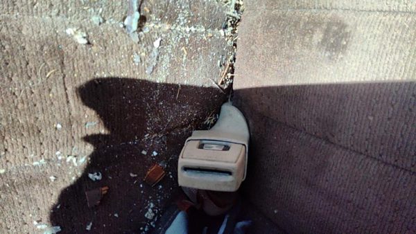 1981-1993 Dodge D350 Driver Left Front Seat Belt Buckle Receiver Oem — photo 2