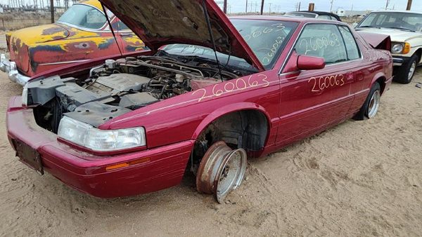 2001 Cadillac Eldorado Lower Control Arm Rr RH — photo 1