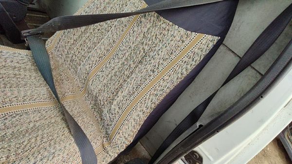 1996 Ford Van E250 Driver Left Front Seat Belt Retractor Oem Shoulder Gray — photo 4