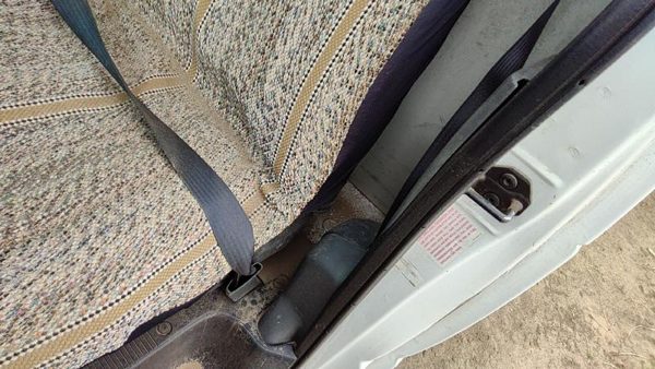 1996 Ford Van E250 Driver Left Front Seat Belt Retractor Oem Shoulder Gray — photo 5