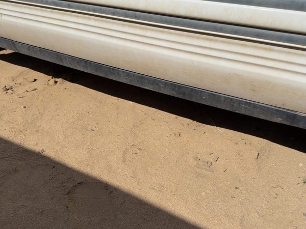 1994 Lincoln Town Car Passenger Right Lower Rocker Panel Moulding Side Skirt Oem — photo 3