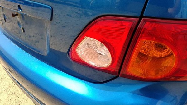 2010 Toyota Corolla Tail Light Assembly RH — photo 1