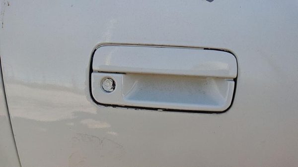 1992-1999 Pontiac Bonneville Passenger Right Front Outside Door Handle Oem White — photo 1