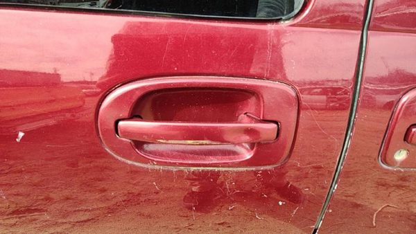 00-04 Chevy Venture Passenger Right Rear Outside Door Handle Oem Back Red 72U — photo 2