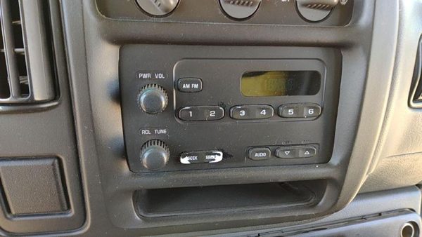 2001-2002 Express Van 2500 Stock Radio Oem Factory Stereo Cd Player 15074529 — photo 1