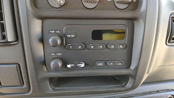 2001-2002 Express Van 2500 Stock Radio Oem Factory Stereo Cd Player 15074529 — photo 3