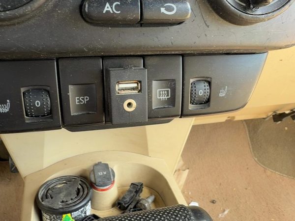 2006-2010 VW Beetle Convertible ESP and Rear Defrost Switch Set OEM Black — photo 1