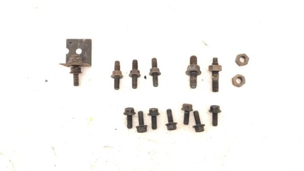 1986 Chevy Corvette Set Of Hardware For Oil Pan Bolt Set Oem — photo 2